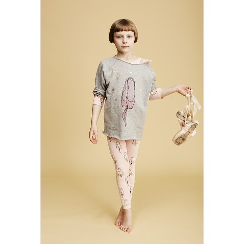 266-096-241_fame_sweatshirt_tiptoe_rrp_eur_53_5_dkk_400_web_look