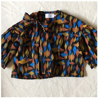 circusribbonblouseblack